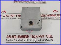 Pfeiffer vacuum pm c01 720 turbomolecular pump controller tc600